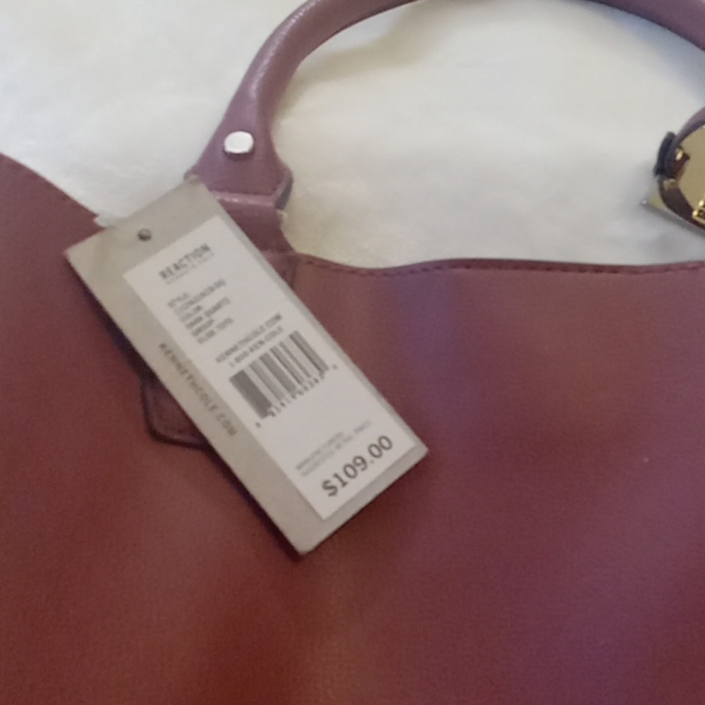 Kenneth Cole Reaction Purse - Picture 2 of 4